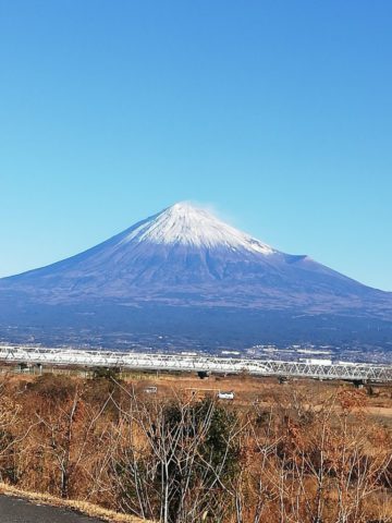 新年あけましておめでとうございます。